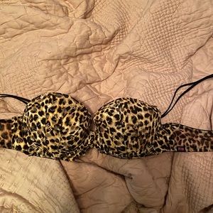 Victoria’s Secret PINK bra